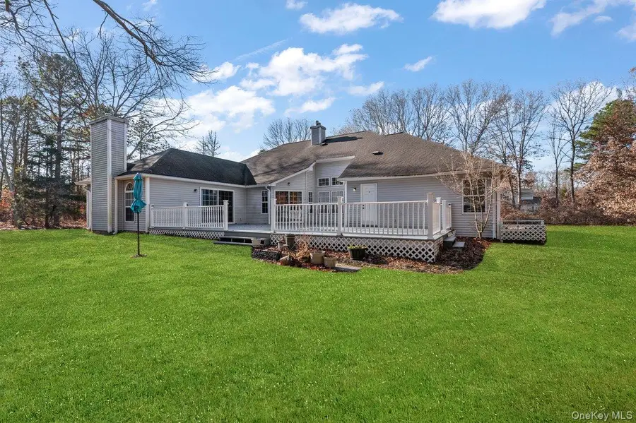 11 Moran Court, Manorville, NY 11949 - Image #2