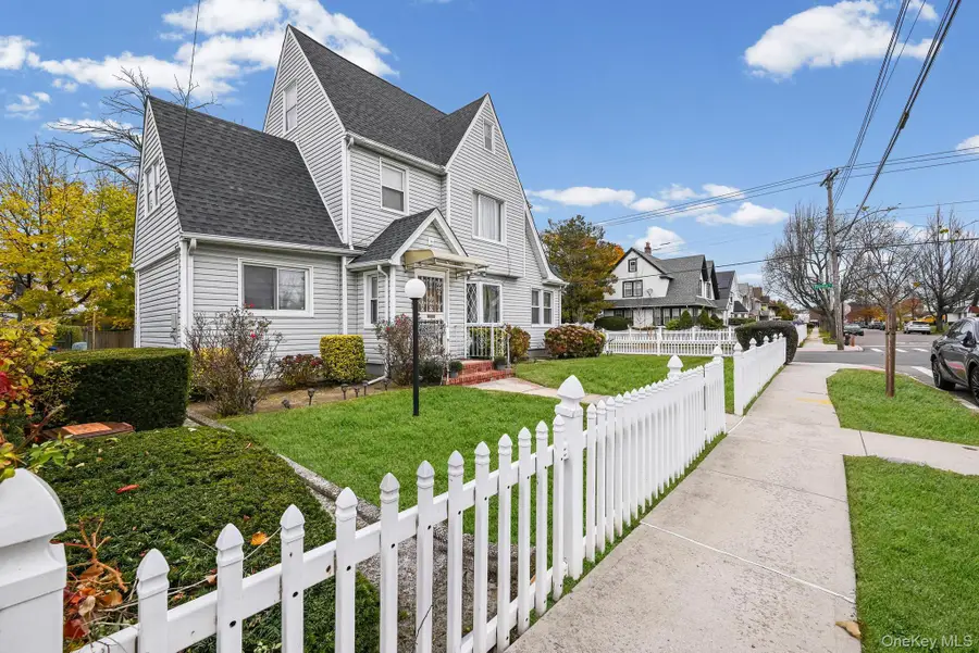 188-31 Lewiston Avenue, Saint Albans, NY 11412 - Image #2