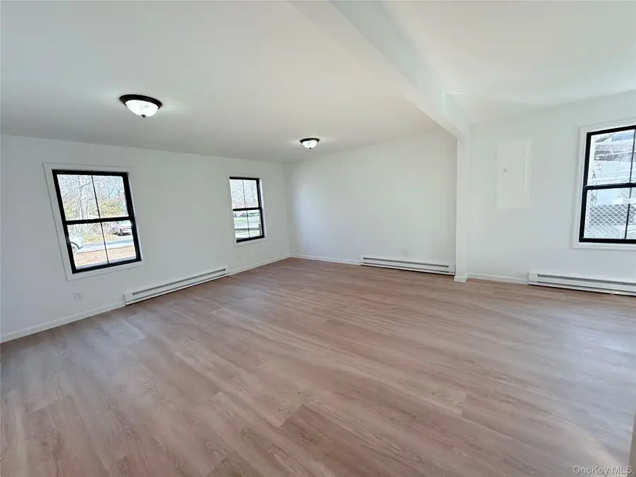 89 Oak Avenue, Shirley, NY 11967 - Image #3