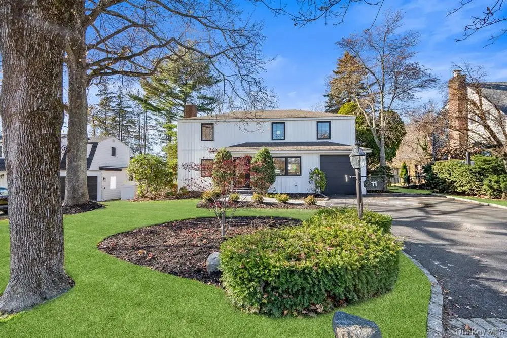 11 Entrance Road, East Hills, NY 11577 - Image #1