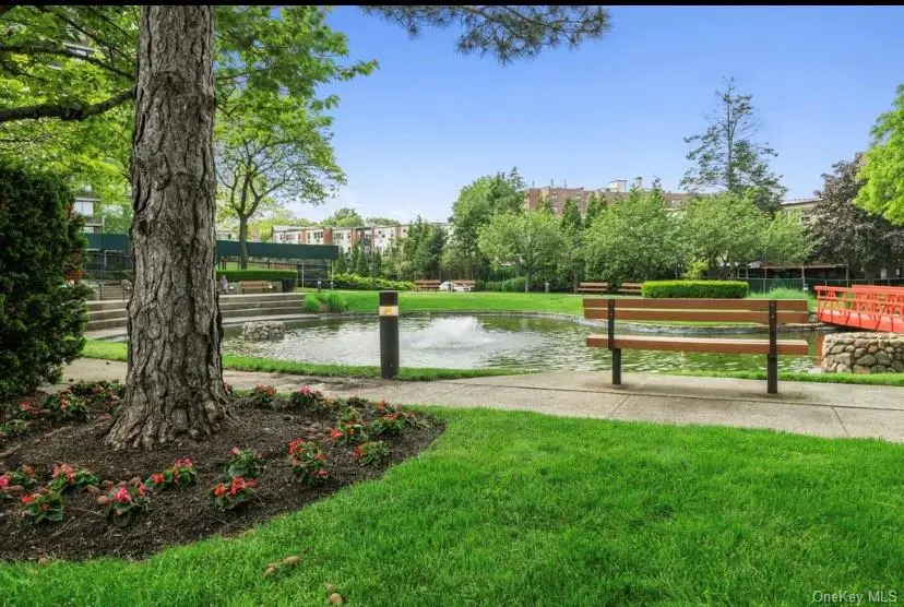 1 Bay Club Drive #6V, Bayside, NY 11360 - Image #2