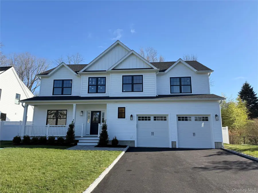 40 N Woodhull Road, Huntington, NY 11743 - Image #2