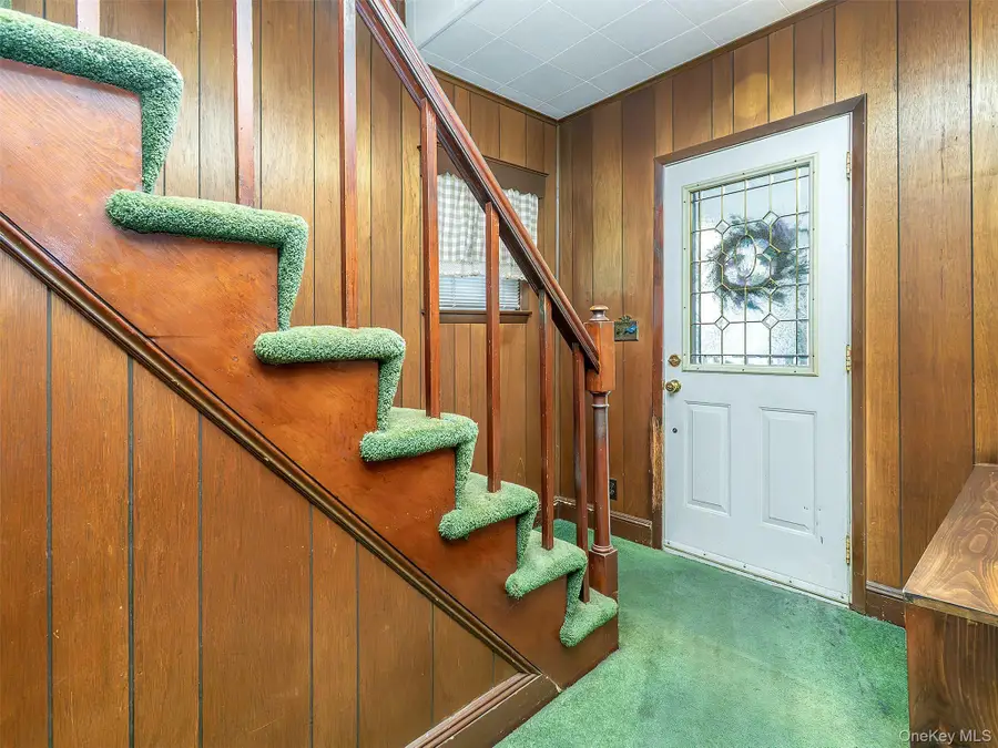 119 Cross Street, Locust Valley, NY 11560 - Image #3