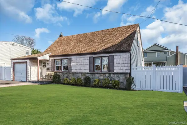 247 Division Avenue, Massapequa, NY 11758