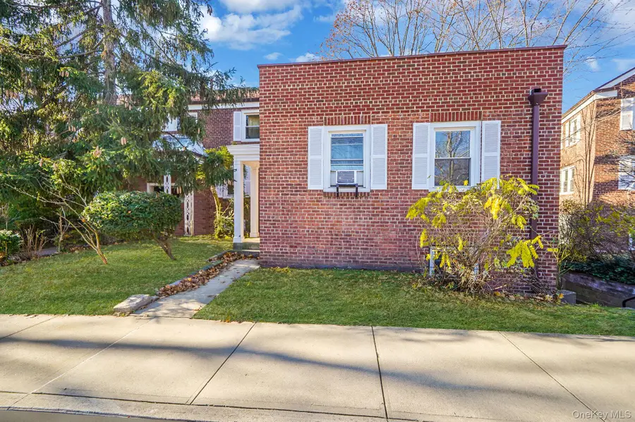 144-66 Village Road #75D, Briarwood, NY 11435 - Image #3