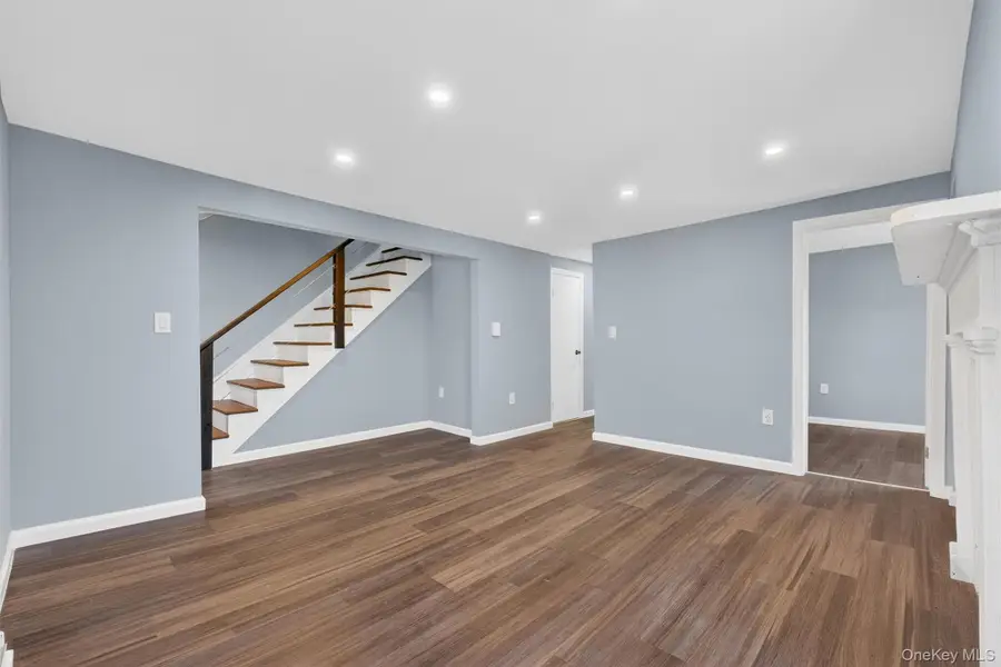 27 Spruce Street, Poughkeepsie, NY 12601 - Image #3