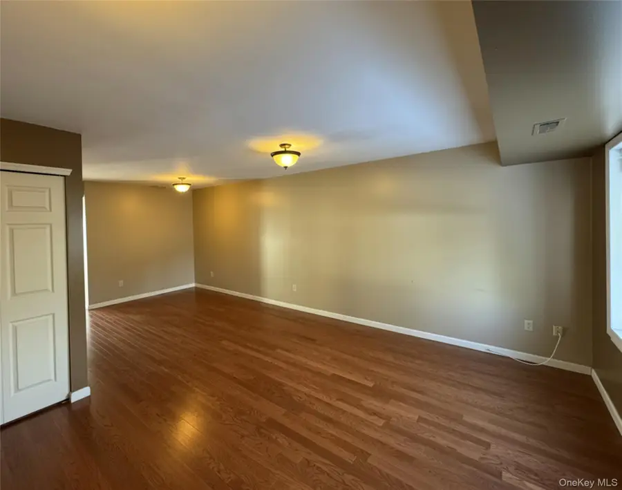 3 Mews Court, Fishkill, NY 12524 - Image #2