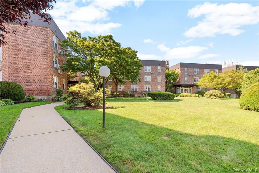 510 Dubois Avenue #11B, Valley Stream, NY 11581 - Image #2