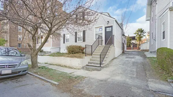 219 E 238th Street, Bronx, NY 10470