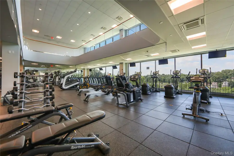 701 Ridge Hill Boulevard #1J, Yonkers, NY 10710 - Image #3