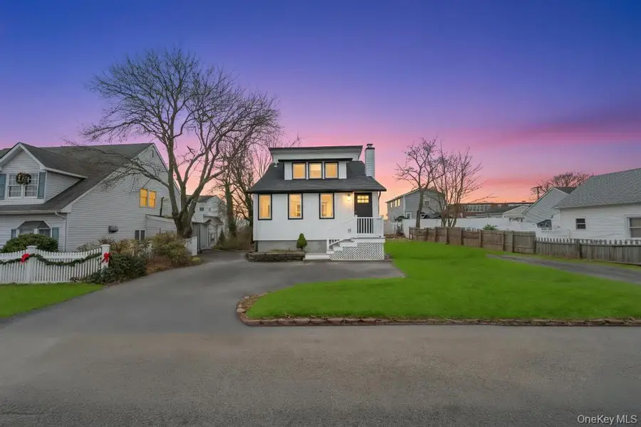 751 S Hickory Street, Lindenhurst, NY 11757 - Image #3