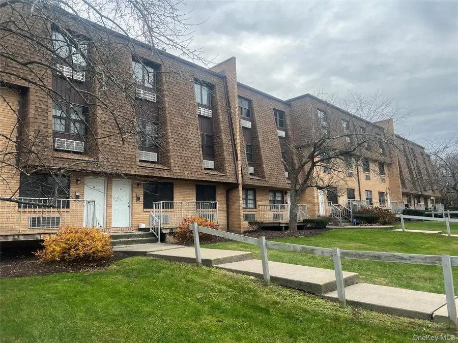 408 Carpenter Avenue #24, Newburgh, NY 12550 - Image #2