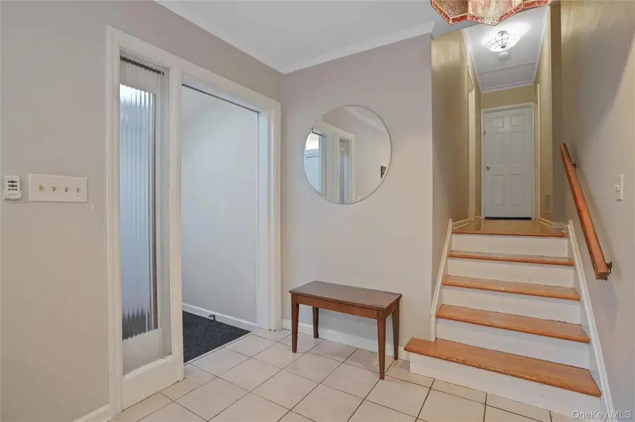 469 Rosedale Avenue, White Plains, NY 10605 - Image #3