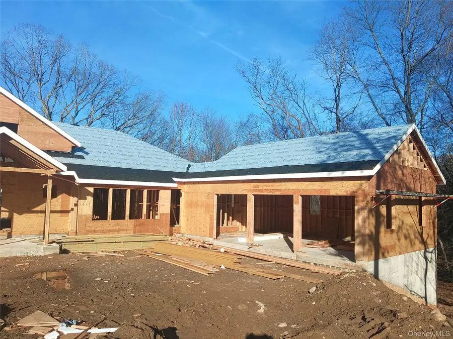 4 Taxter Ridge Lane, Irvington, NY 10533 - Image #2