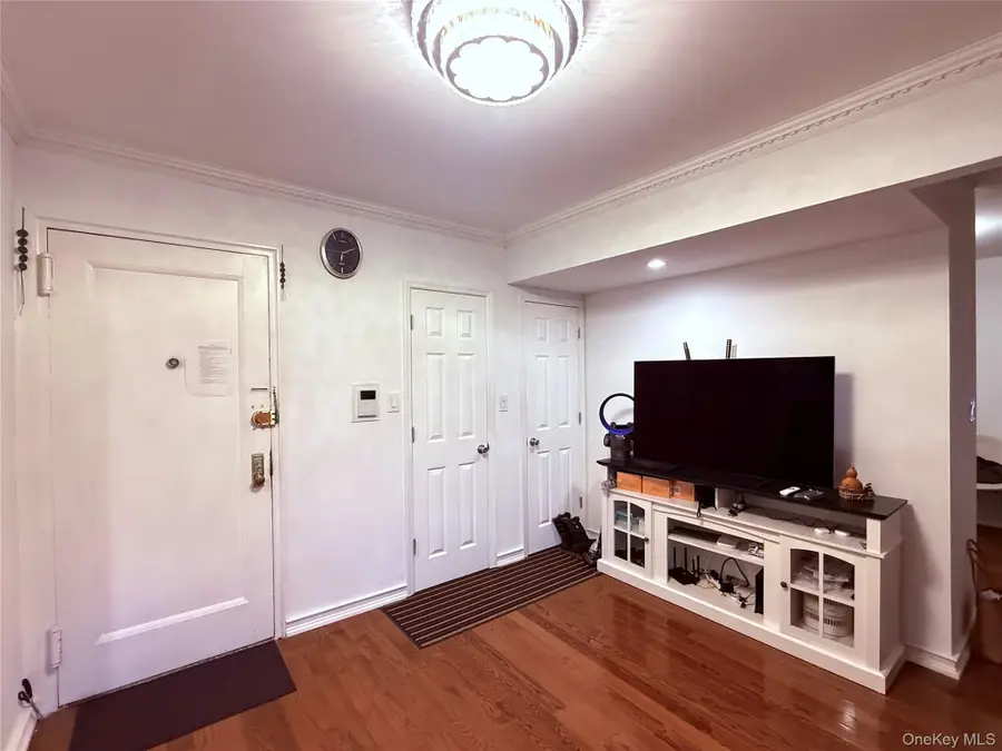 144-54 Sanford Avenue #55, Flushing, NY 11354 - Image #2