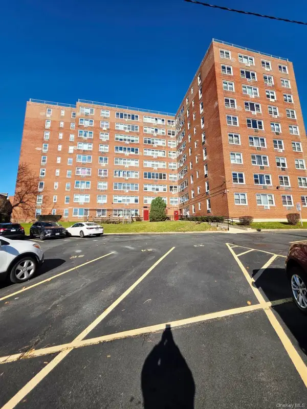 16420 Highland Avenue #2V, Jamaica Hills, NY 11432