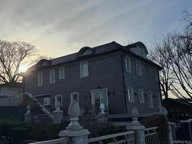 81-05 139th Street, Briarwood, NY 11435 - Image #3