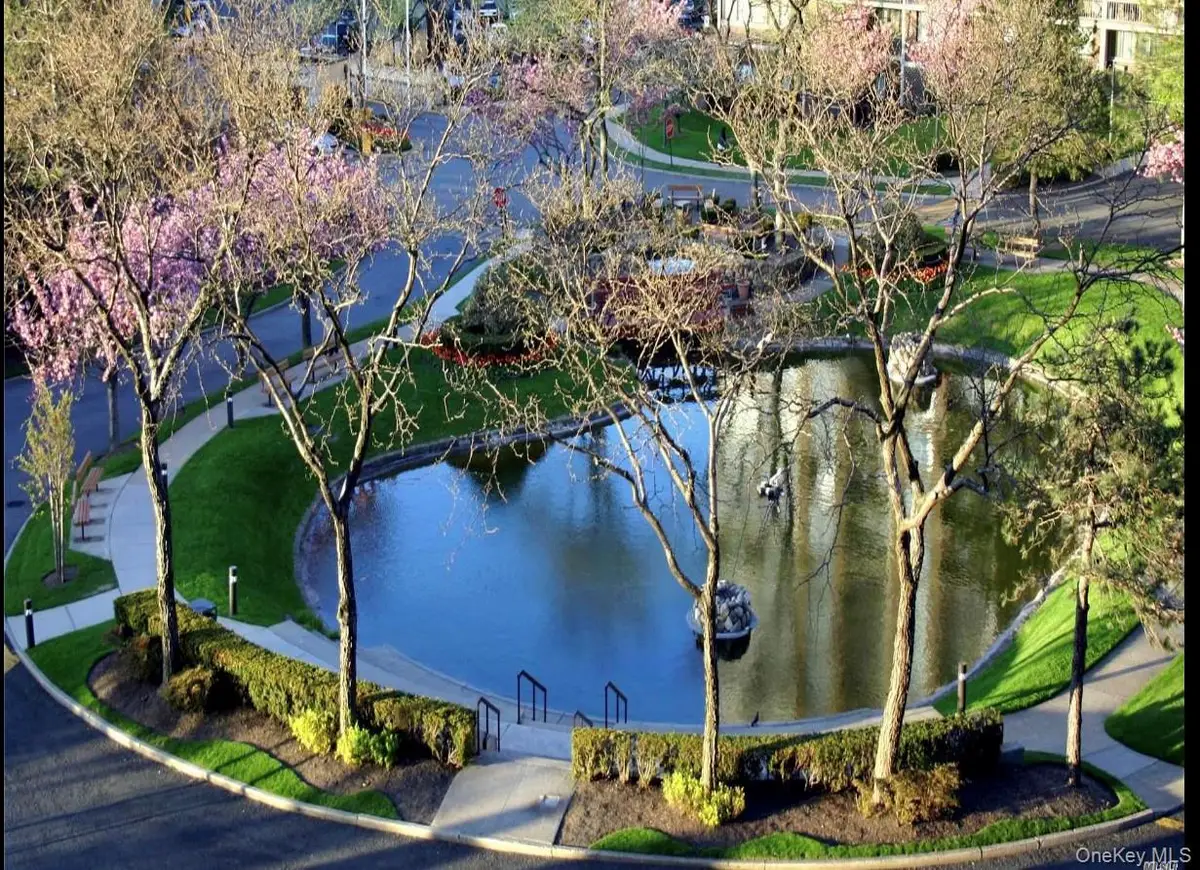 2 Bay Club Drive #17Z2, Bayside, NY 11360 - Image #1