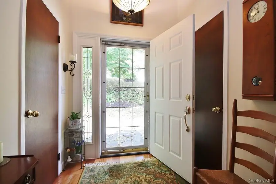 58 Hidden Hollow Lane, Millwood, NY 10546 - Image #3