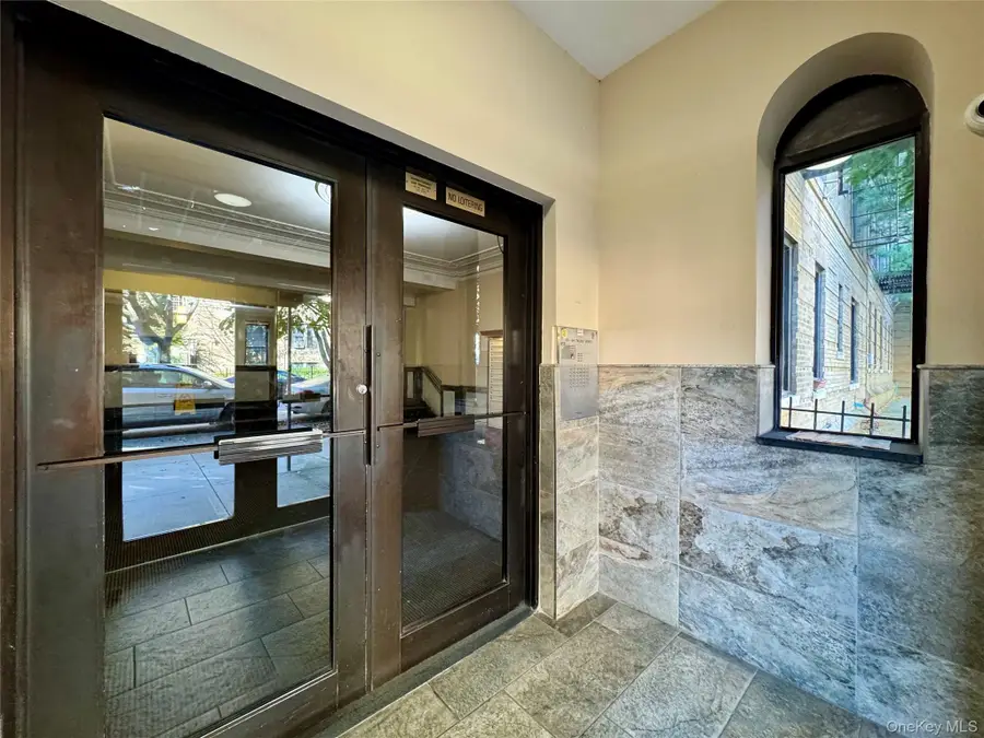 83-64 Talbot Street #3A, Kew Gardens, NY 11415 - Image #3