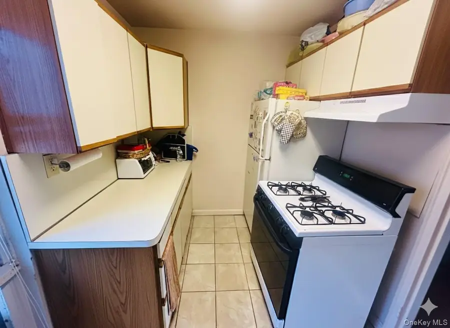 470 Tuckahoe Road #3B, Yonkers, NY 10710 - Image #3