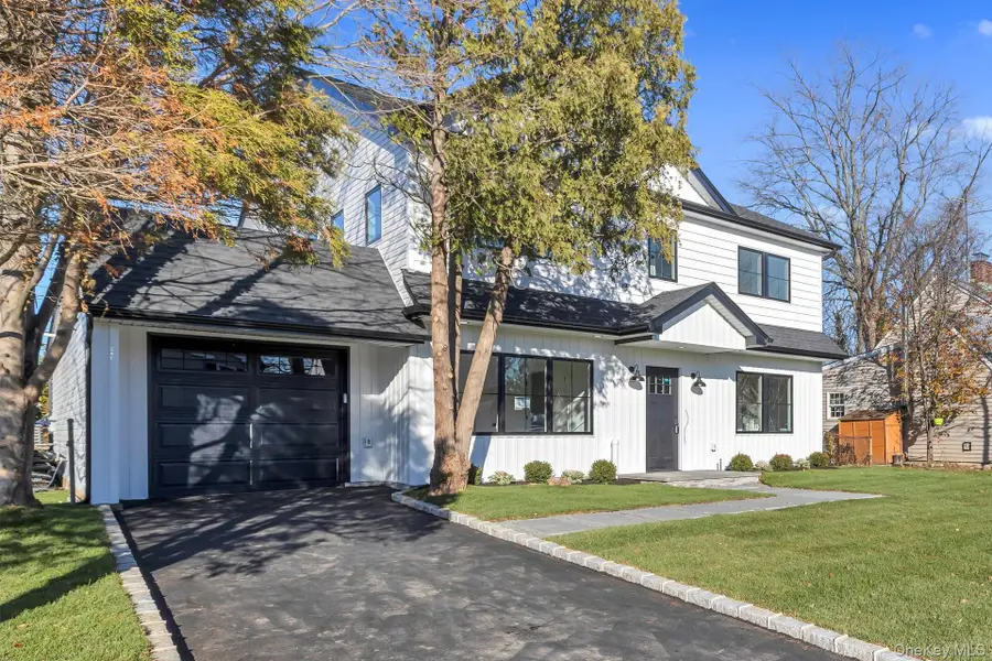 24 Rim Lane, Hicksville, NY 11801 - Image #3