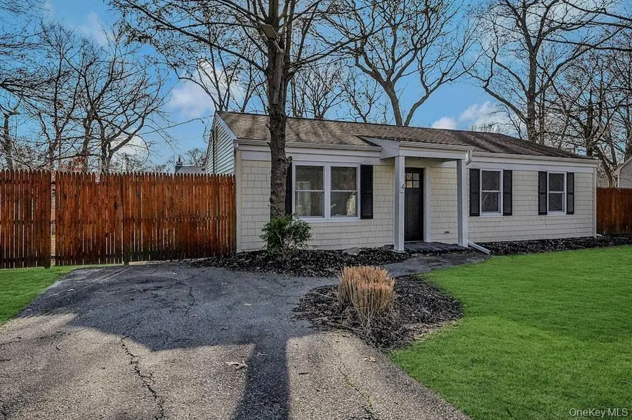 4 Park Lane, Middle Island, NY 11953 - Image #3