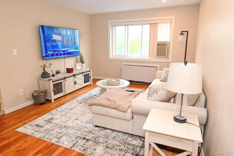 200 Atlantic Avenue #212, Lynbrook, NY 11563 - #3