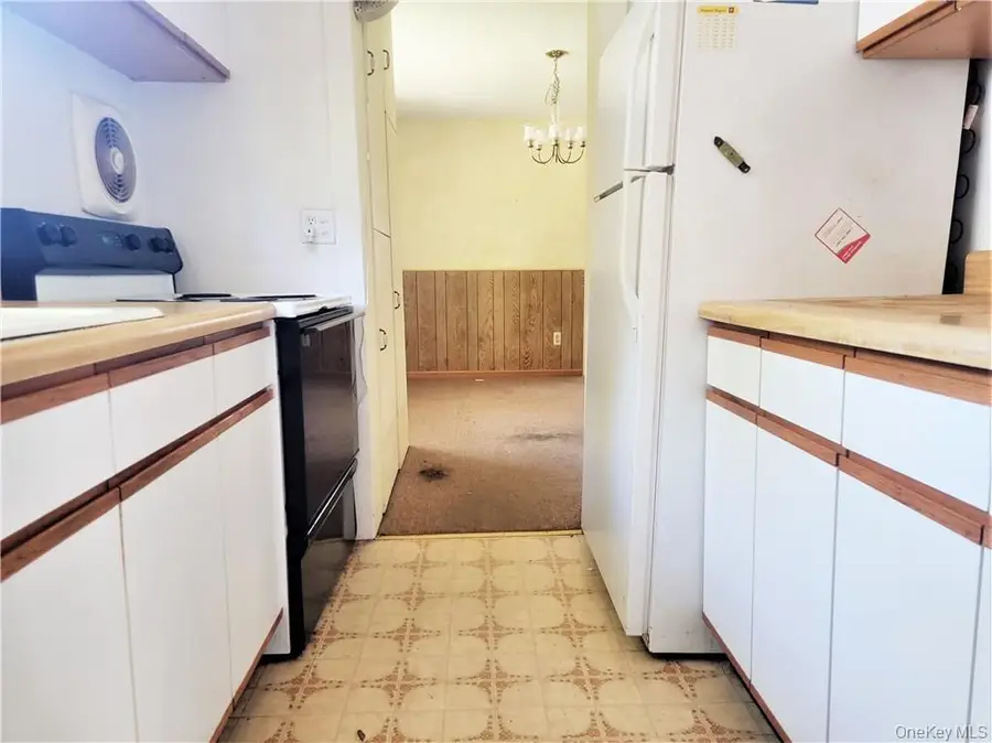 6 Laguna Road, Carmel, NY 10512 - #3