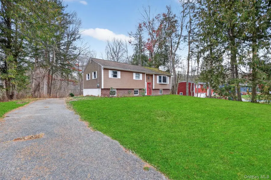 12 Robert Drive, Hyde Park, NY 12538 - Image #3