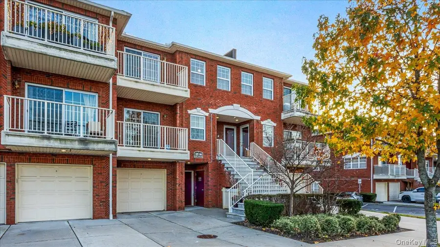 122-04 Powell Cove Boulevard #C, College Point, NY 11356 - Image #3