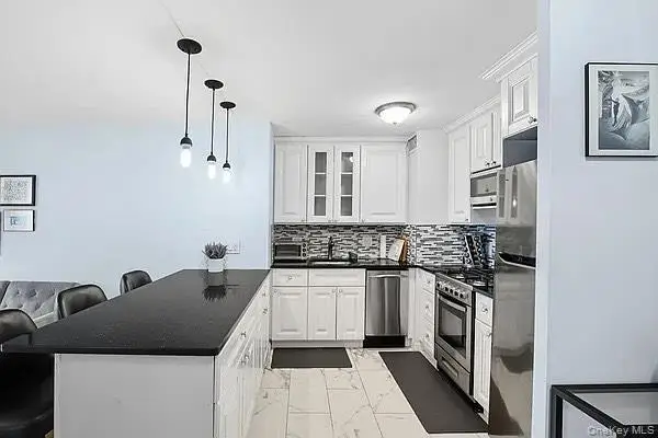305 East 40th Street #14O E 40th Street #14O, Manhattan, NY 10016 - Image #2