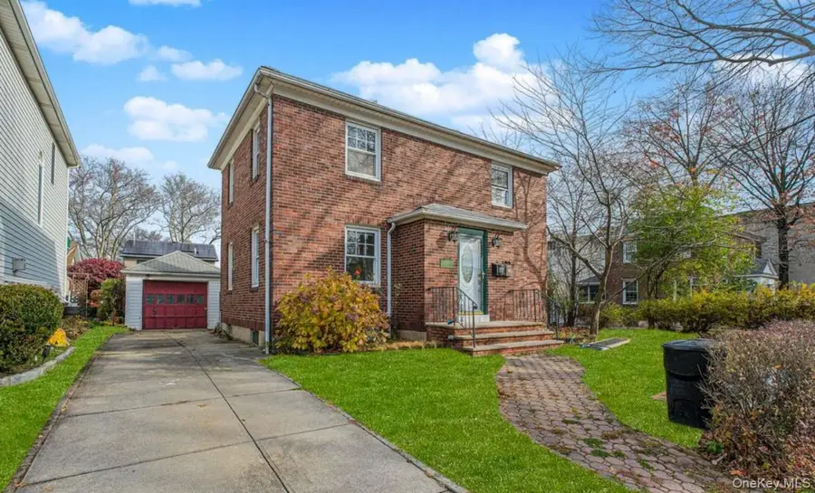 297 Otis Avenue, Staten Island, NY 10306 - Image #2