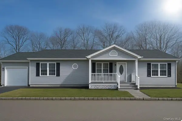 1407 Middle Road #275, Calverton, NY 11933