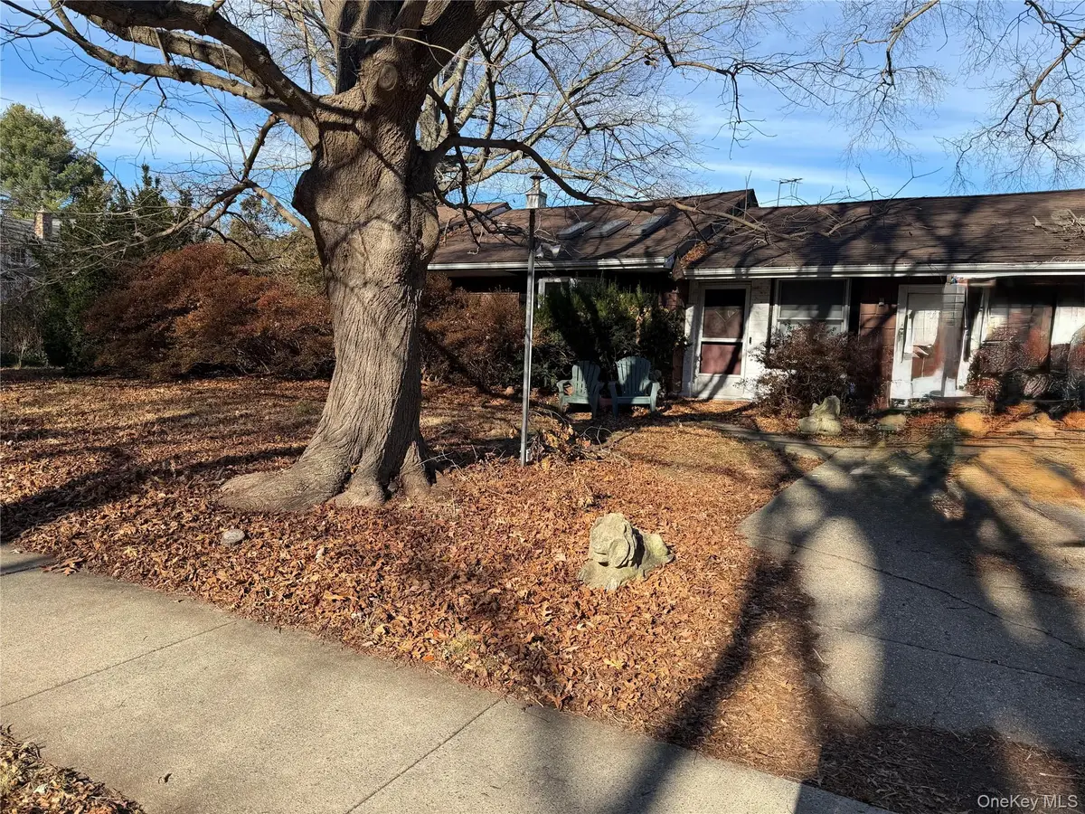 201 Frost Pond Road, Glen Cove, NY 11542 - #1
