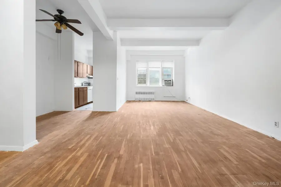 245 Rumsey Rd #2X, Yonkers, NY 10701 - Image #2