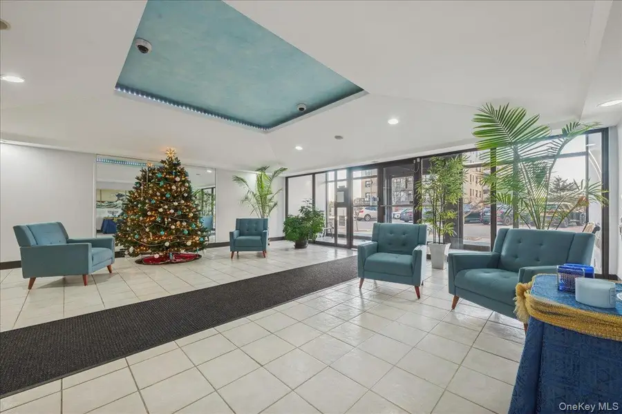 855 E Broadway #4G, Long Beach, NY 11561 - Image #3