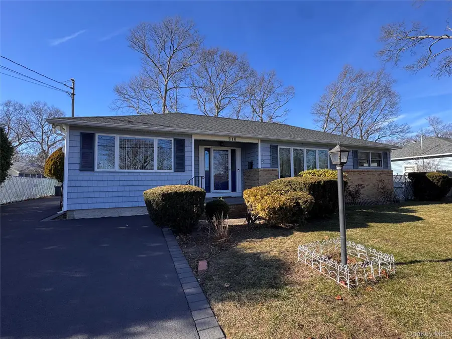 210 Schoenfeld Boulevard, Patchogue, NY 11772 - Image #2