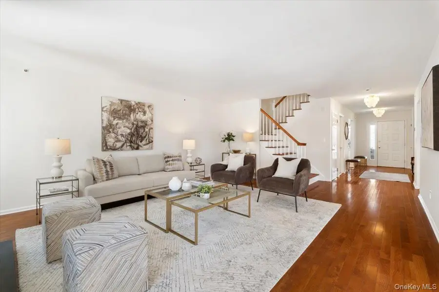 39 Alex Drive, White Plains, NY 10605 - #3