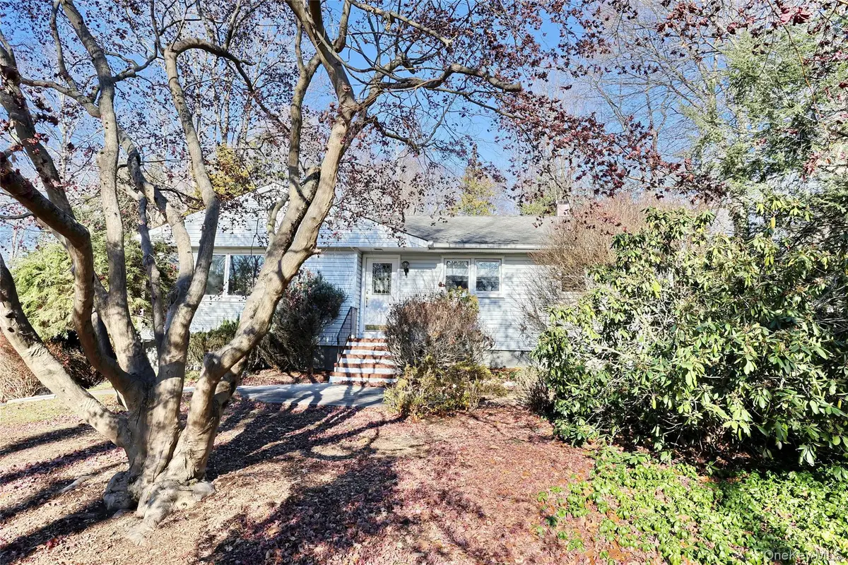 160 Pascack Road, Chestnut Ridge, NY 10965 - #1