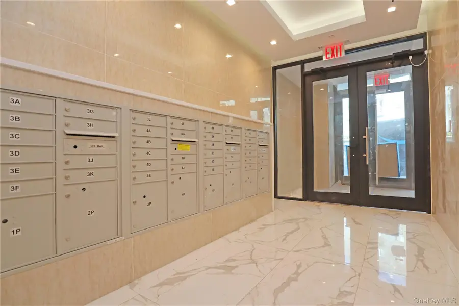 15002 Northern Bloulevard #3F, Flushing, NY 11354 - Image #3