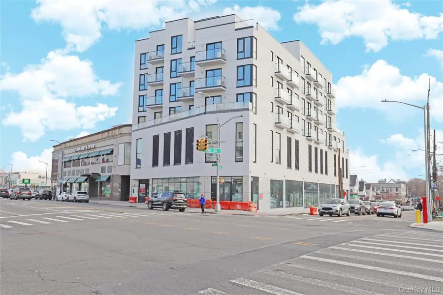 15002 Northern Bloulevard #4G, Flushing, NY 11354 - Image #2