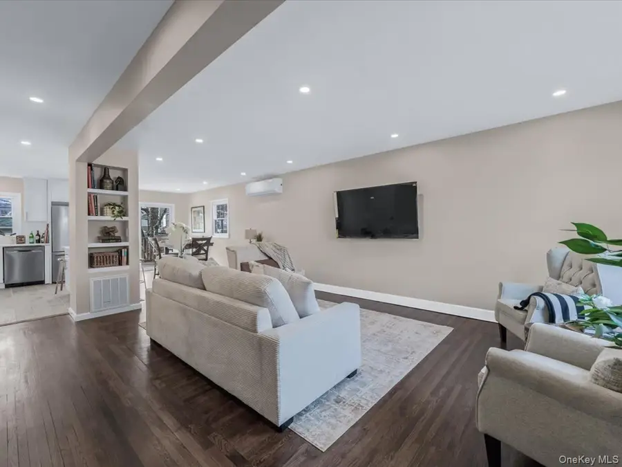 10514 Van Wyck Expressway, South Richmond Hill, NY 11419 - Image #3