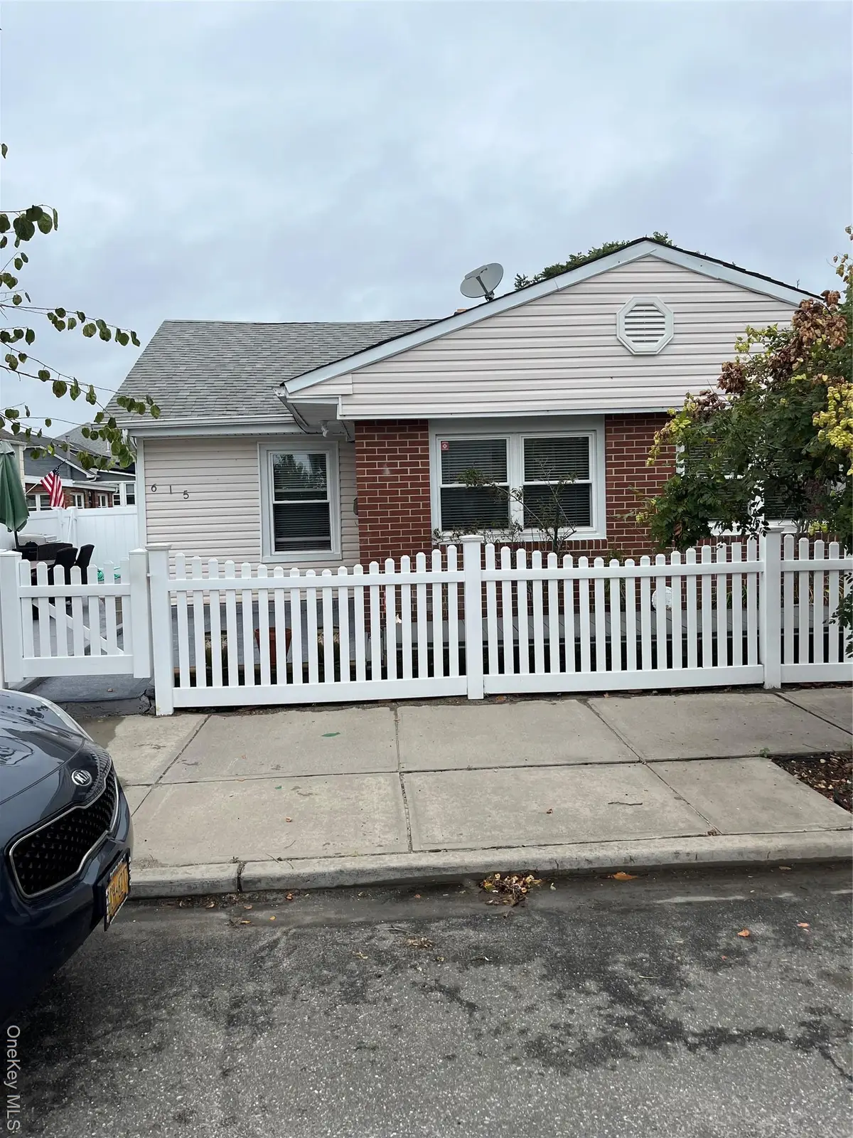 615 W Walnut Street, Long Beach, NY 11561 - Image #1