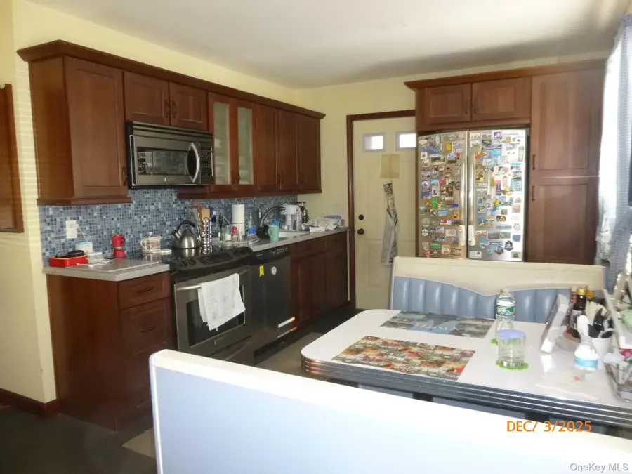 71 Carroll Street, Brentwood, NY 11717 - Image #3