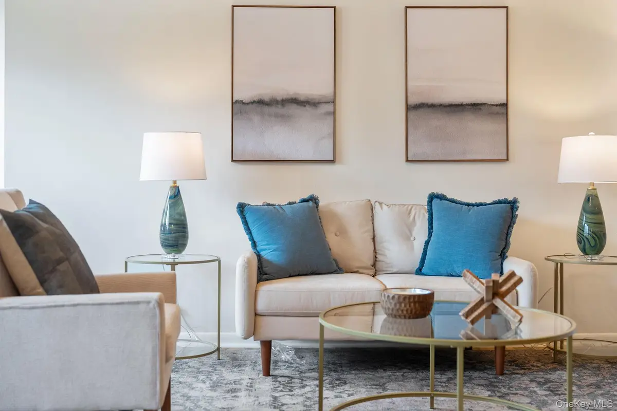 100 High Point Drive #305, Hartsdale, NY 10530 - Image #1