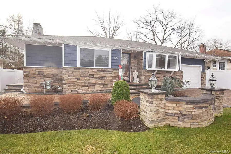 50 Croley Street, Huntington, NY 11743 - Image #3