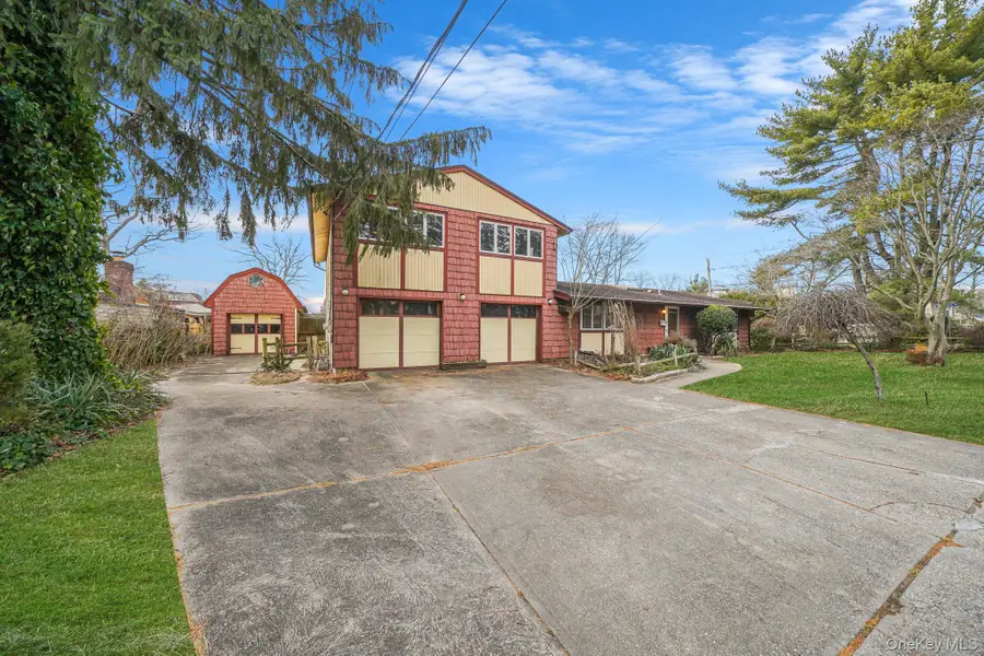 1344 Boston Avenue, Bay Shore, NY 11706 - Image #2