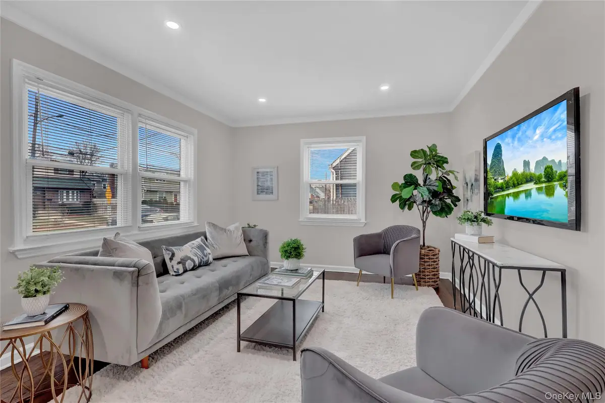 781 Union Drive, Uniondale, NY 11553 - Image #1