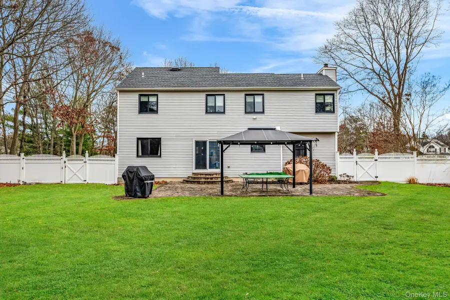 124 Spence Avenue, Holtsville, NY 11742 - Image #2